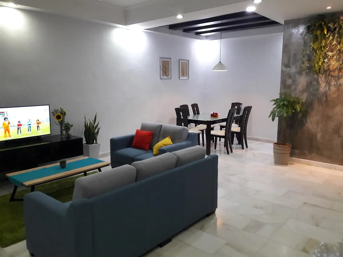 Jb Homestay Bukit Indah Wifi Ciq Mall Legoland Free Parking Johor Bahru